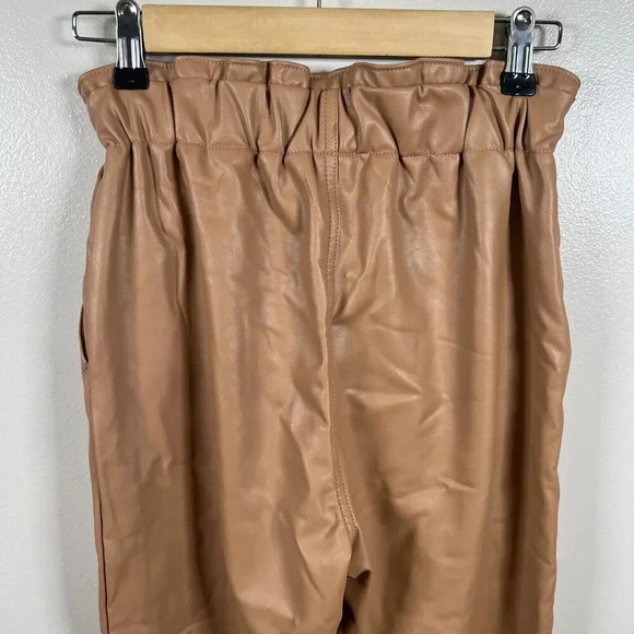 Abercrombie Faux Leather High Rise Jogger Pants Size XS Camel Brown Pockets - Picture 9 of 11